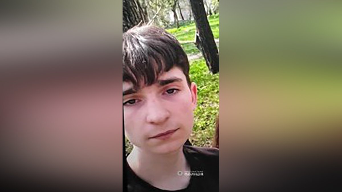 Имеет шрам на правой руке: в Днепропетровской области без вести пропал 16-летний парень