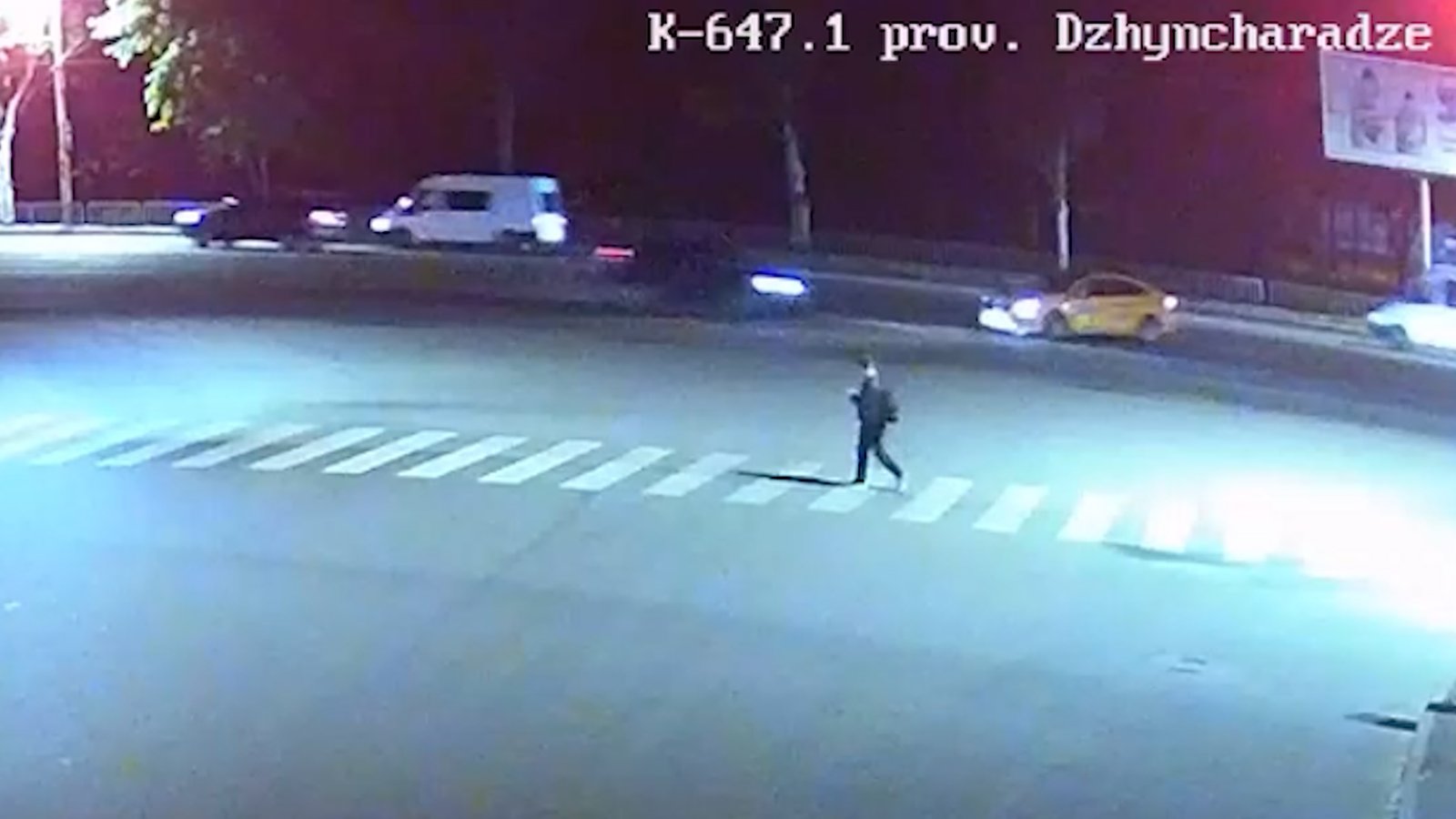 В Днепре на Запорожском шоссе столкнулись ЗАЗ и Hyundai: видео момента