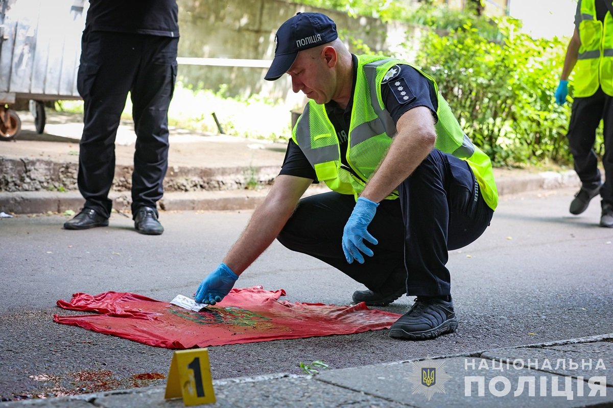 В Запорожье возле дома стреляли в чиновника, у которого был конфликт с  главой ОВА: подробности резонансного убийства