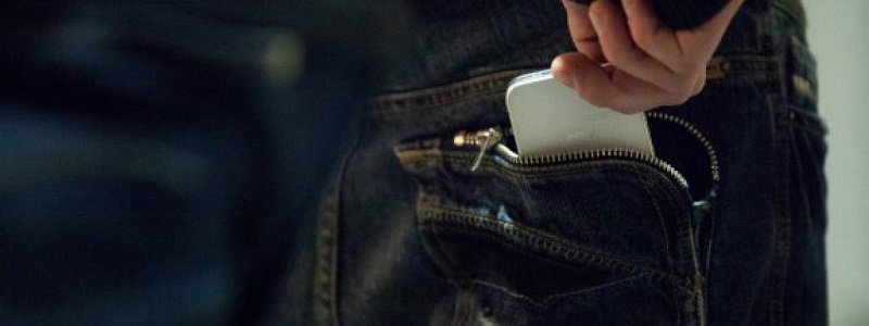 Киевлянин пытался провезти контрабандой последние модели iPhone