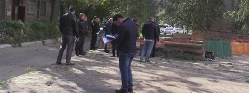 В Киеве в канализационном коллекторе нашли мужчину без головы