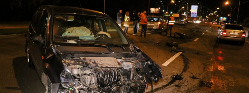 В Киеве столкнулись три авто из-за якобы пьяного полицейского