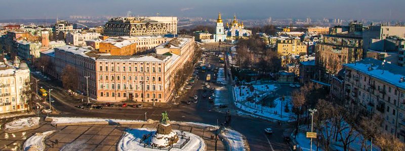 Водителям на Владимирском проезде в Киеве станет тесно: узнай, почему