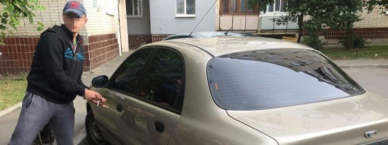 В Киеве наркоман угнал и разбил автомобиль приятеля