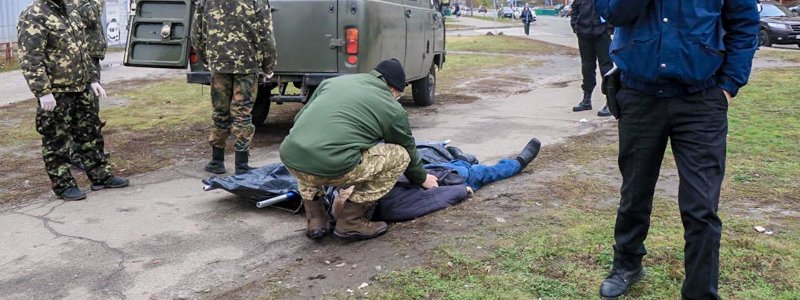 В Киеве на проспекте Бажана внезапно умер мужчина: подробности