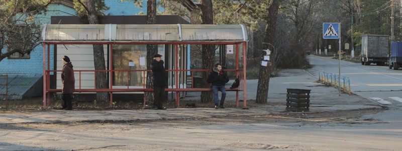 В Киеве пожилой мужчина сел в автобус и умер