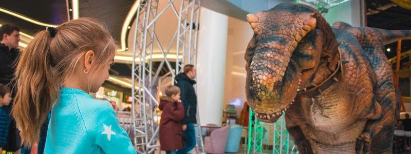 Роботы, динозавры и герои "Звездных войн": в Киеве прошел масштабный детский фестиваль