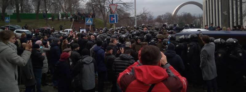Задержание Саакашвили в центре Киева. Хроника