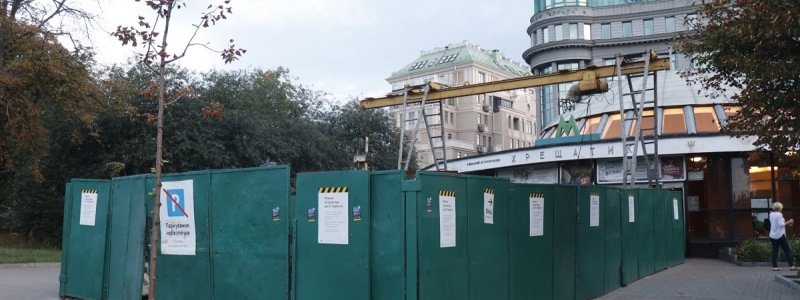 В Киеве на «Крещатике» ремонт эскалатора продлили на месяц