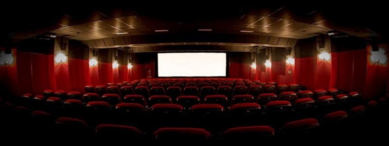 "Кинопанораму" в центре Киева снесут: что будет на месте легендарного кинотеатра