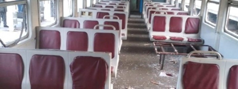 Подростки-вандалы разгромили поезда "Укрзалізниці" более чем на полмиллиона гривен