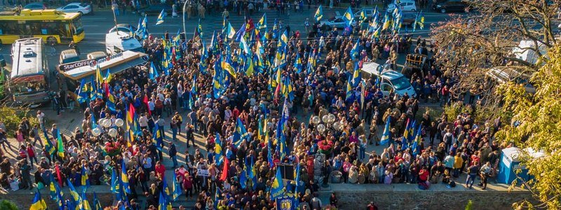Шварценеггер в Киеве, робот София и День защитника Украины: неделя в фотографиях