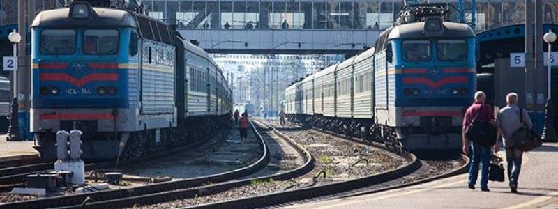 В Украине переведут часы: как разобраться со временем пассажирам "Укрзалізниці"