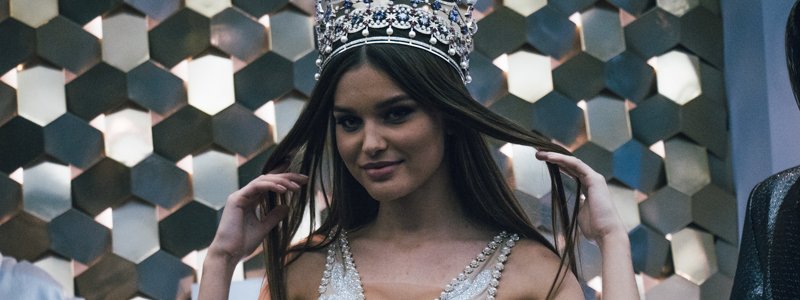 Наряд самой красивой девушки Украины для конкурса "Мисс Мира 2018" создавали 500 часов: как выглядит платье