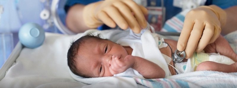 День передчасно народженої дитини: скільки коштують їхні життя