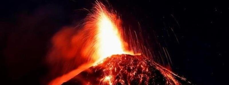 Новая песня Поляковой, транспортный коллапс в Одессе и извержение вулкана в Гватемале: ТОП новостей дня