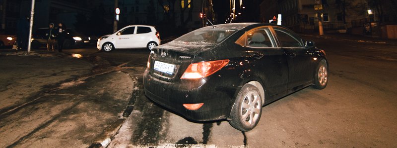 В Киеве на Бульварно-Кудрявской столкнулись две машины: беременная женщина ударилась животом