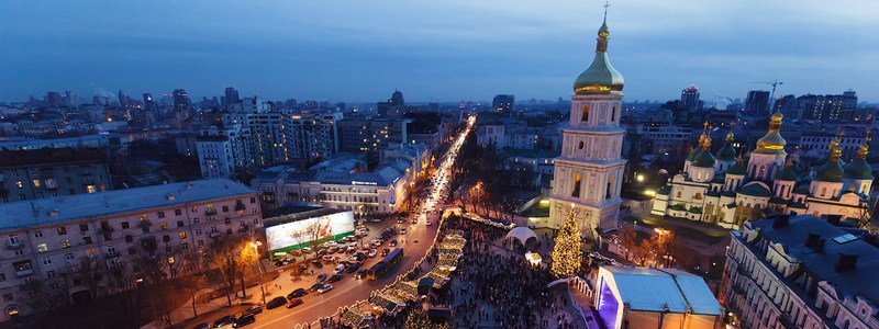 Новый год 2019 в Киеве: чем уникальна главная елка страны и где расположатся праздничные городки