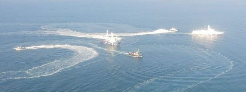 Россия открыла Керченский пролив для движения гражданских кораблей