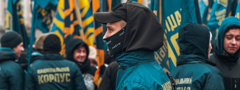 В Киеве Нацкорпус требует запретить российский бизнес: что происходит на Банковой