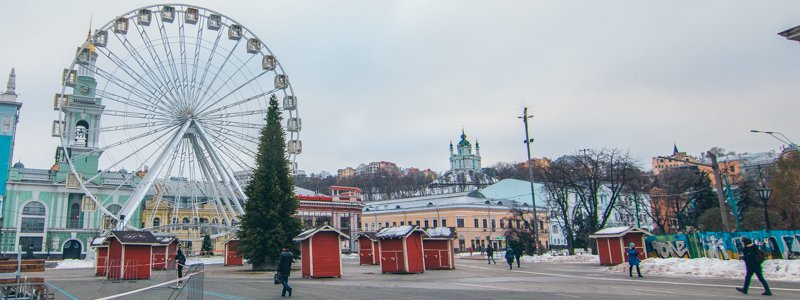Зимний городок и огромные животные: как готовят Контрактовую площадь в Киеве к Новому году