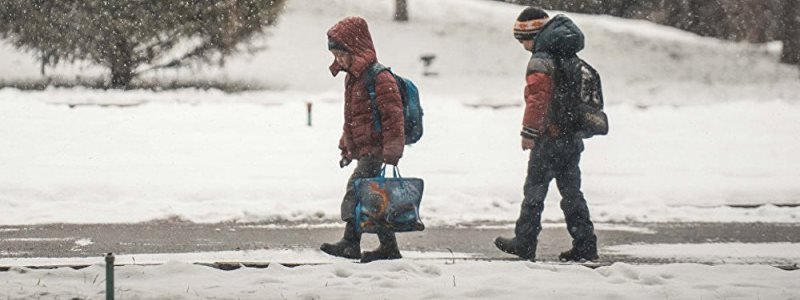 В Киеве из-за снегопадов могут закрыть школы и детские сады