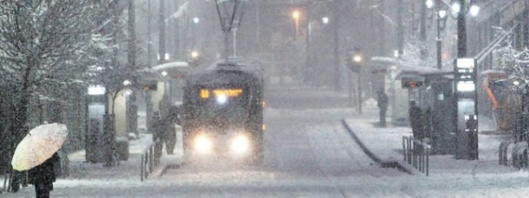 В Киеве на три дня ограничат движение скоростного трамвая