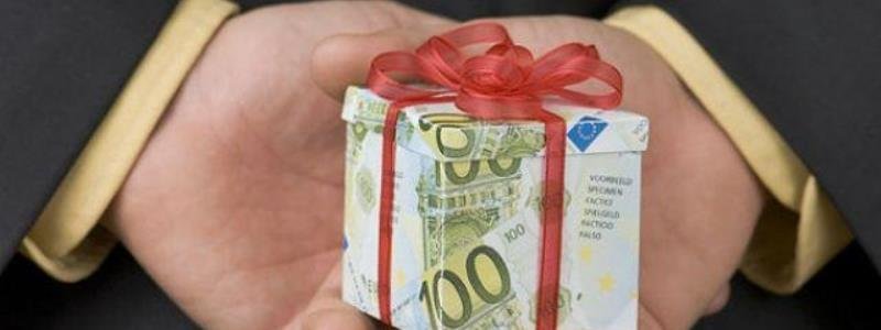 Какие подарки нельзя дарить и принимать чиновникам на День Святого Николая
