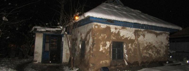 Под Киевом мужчина избил сожительницу палкой до смерти и сбежал