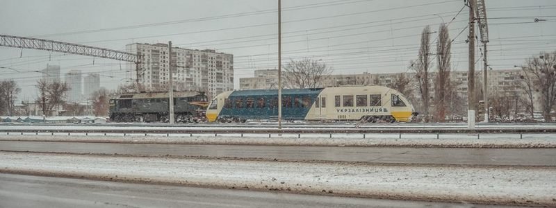Скоростной экспресс из Киева в аэропорт "Борисполь" буксировал электровоз: что случилось с поездом