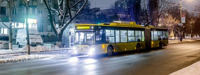 В Киеве ночные троллейбусы изменят маршрут: подробности