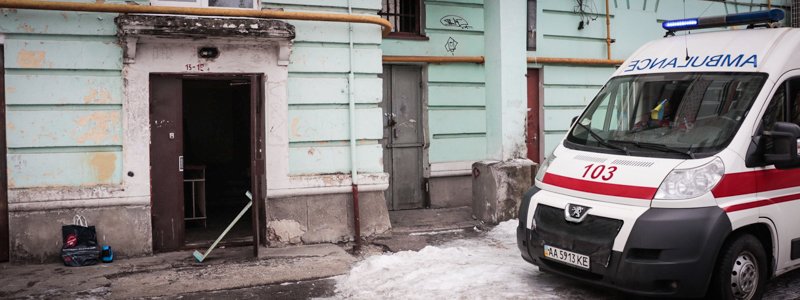 В Киеве в затопленном подвале обнаружили труп мужчины