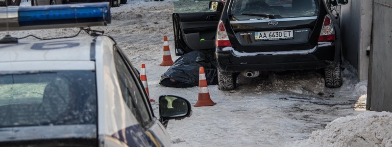 В Киеве мужчина умер за рулем автомобиля