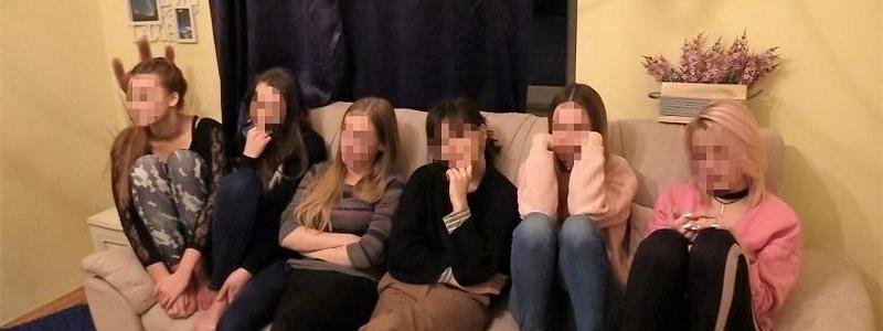 В Киеве полицейские накрыли порностудию с 20-ю веб-моделями