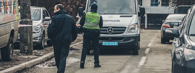 В Киеве на Печерске посреди улицы обнаружили гранату