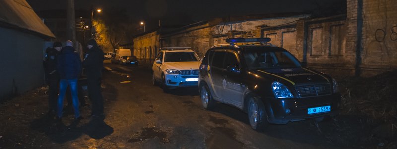 В Киеве на Борщаговке парень убил соседа прямо посреди улицы