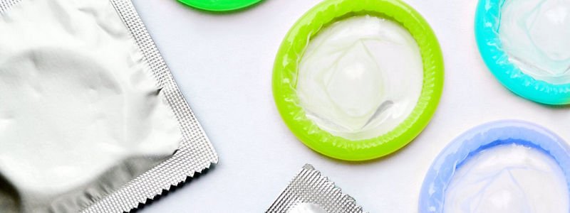 В Украине начали продавать опасные бракованные презервативы