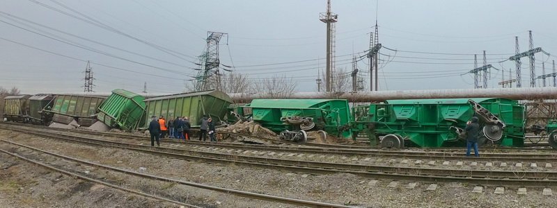 В Киеве на Выдубичах поезд сошел с рельсов: причина аварии