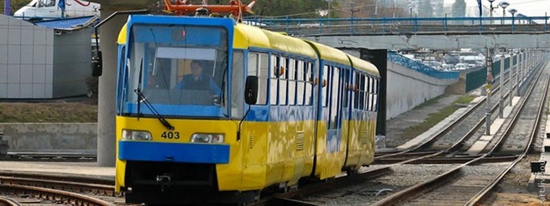 В Киеве частично ограничат движение скоростного трамвая