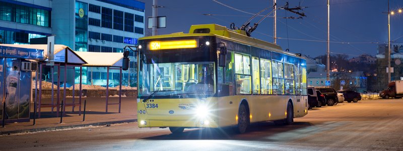 В Киеве временно изменят работу три ночных троллейбусных маршрута