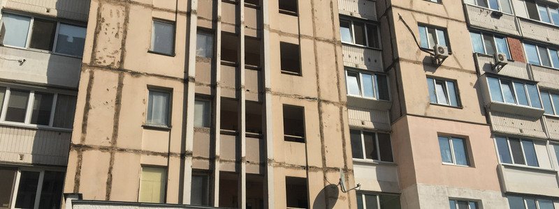 В Киеве трехлетний ребенок выпал с шестого этажа