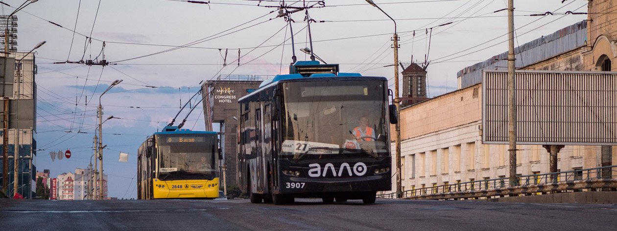 В Киеве из-за реконструкции Шулявского моста общественный транспорт изменит работу: подробности
