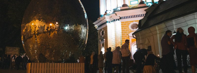 Пасха 2019 в Киеве: как проходила служба и освящение корзинок в Киево-Печерской Лавре