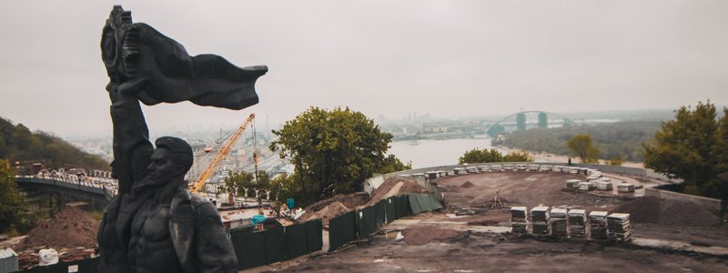 Особый взгляд: как выглядит Киев в дождливое весеннее утро