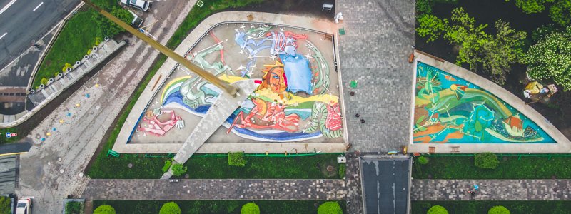 В Киеве возле Дворца детей и юношества реконструируют фонтаны с мозаикой: как они выглядят сейчас