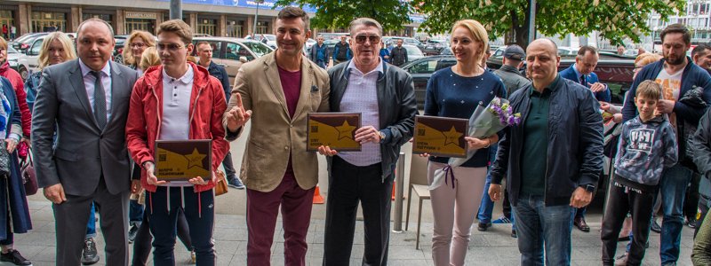 В центре Киева появились звезды Лобановского, Блохина и Пидгрушной: как это было