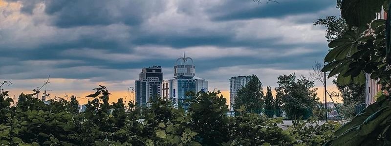 ТОП лучших фото цветущего майского Киева в Instagram