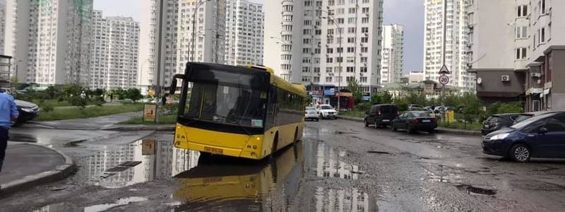 Власти Киева не ремонтируют некоторые улицы столицы: в чем причина