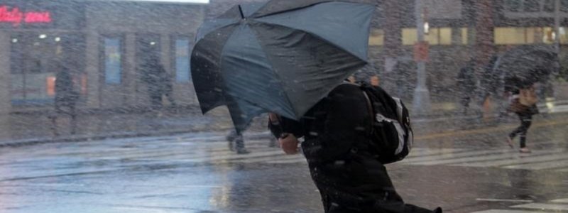 На Киев надвигается непогода: синоптики объявили желтый уровень опасности