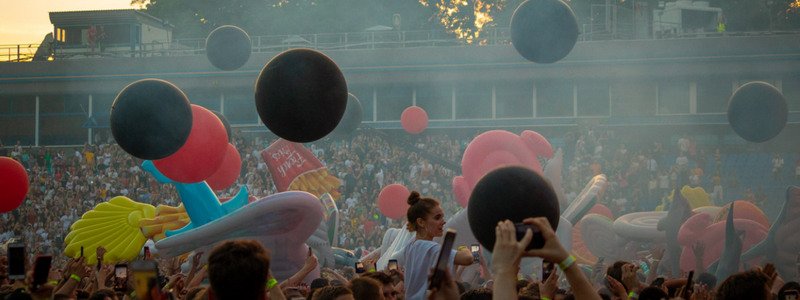 Незабываемый концерт Макса Коржа, ЛГБТ-парад и подземелье метро на Виноградарь: неделя в фото